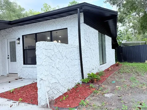 1851 Louvre Drive Jacksonville FL 32221