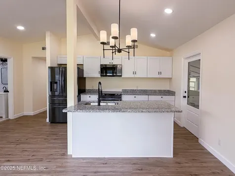 1851 Louvre Drive Jacksonville FL 32221