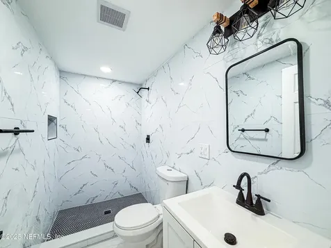 1851 Louvre Drive Jacksonville FL 32221