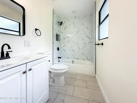 1851 Louvre Drive Jacksonville FL 32221