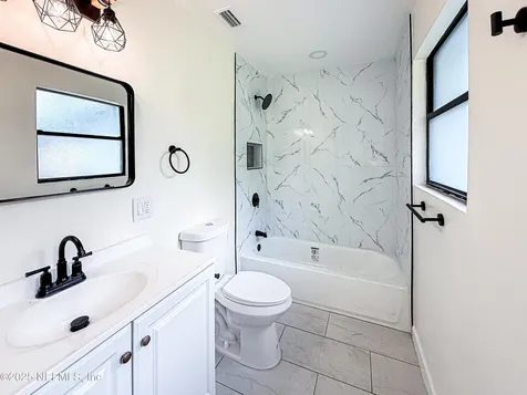 1851 Louvre Drive Jacksonville FL 32221