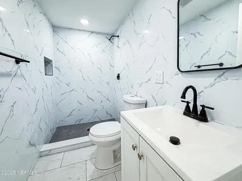1851 Louvre Drive Jacksonville FL 32221