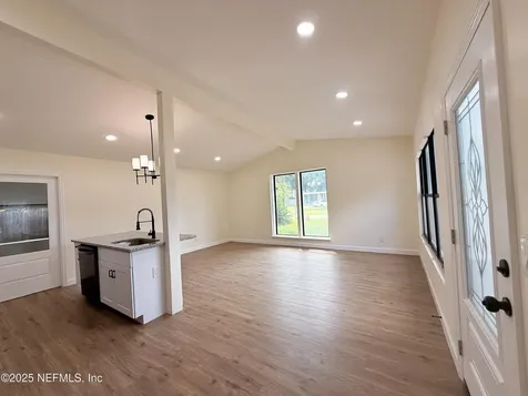 1851 Louvre Drive Jacksonville FL 32221