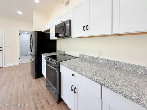 1851 Louvre Drive Jacksonville FL 32221