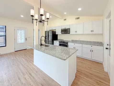 1851 Louvre Drive Jacksonville FL 32221