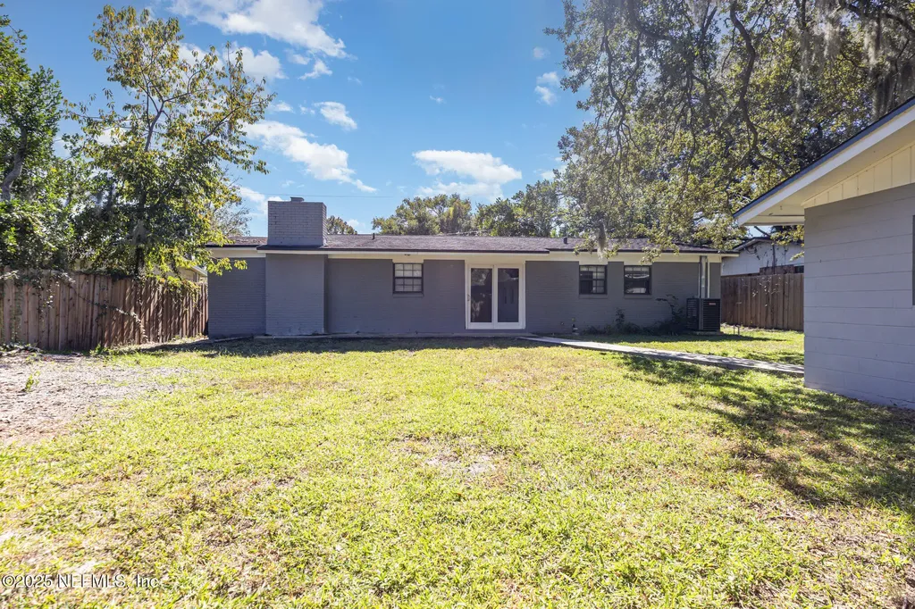 7433 Leroy Drive Jacksonville FL 32244