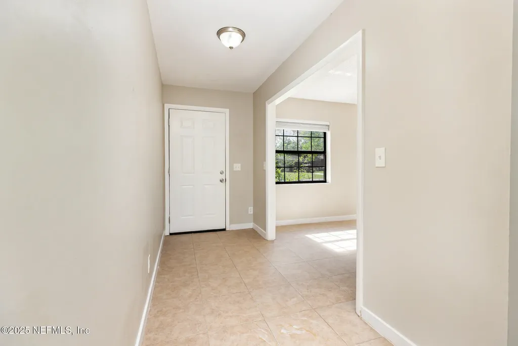 7433 Leroy Drive Jacksonville FL 32244