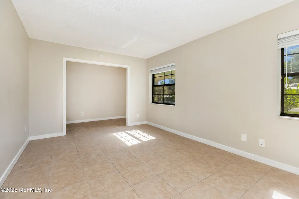 7433 Leroy Drive Jacksonville FL 32244