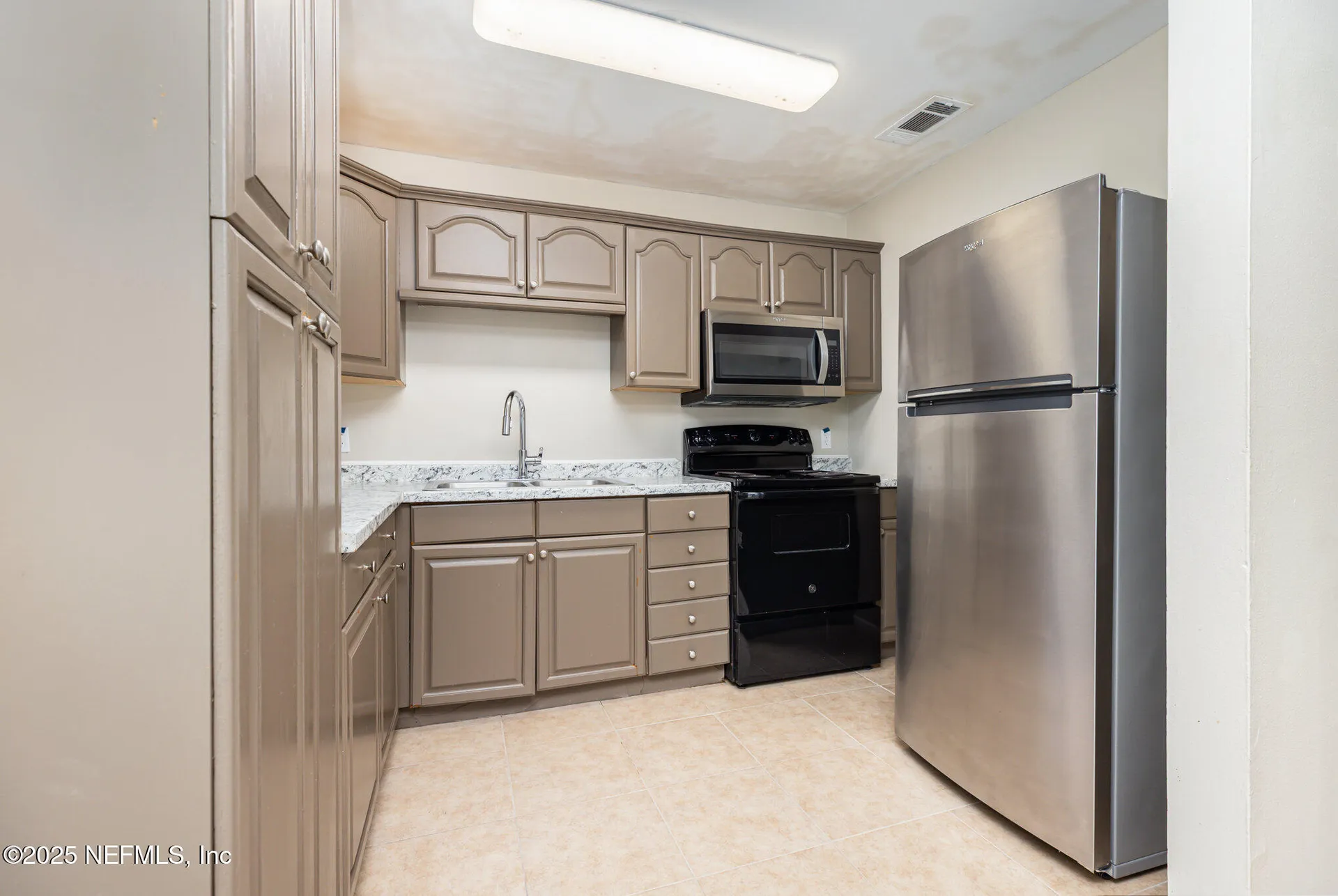 7433 Leroy Drive Jacksonville FL 32244