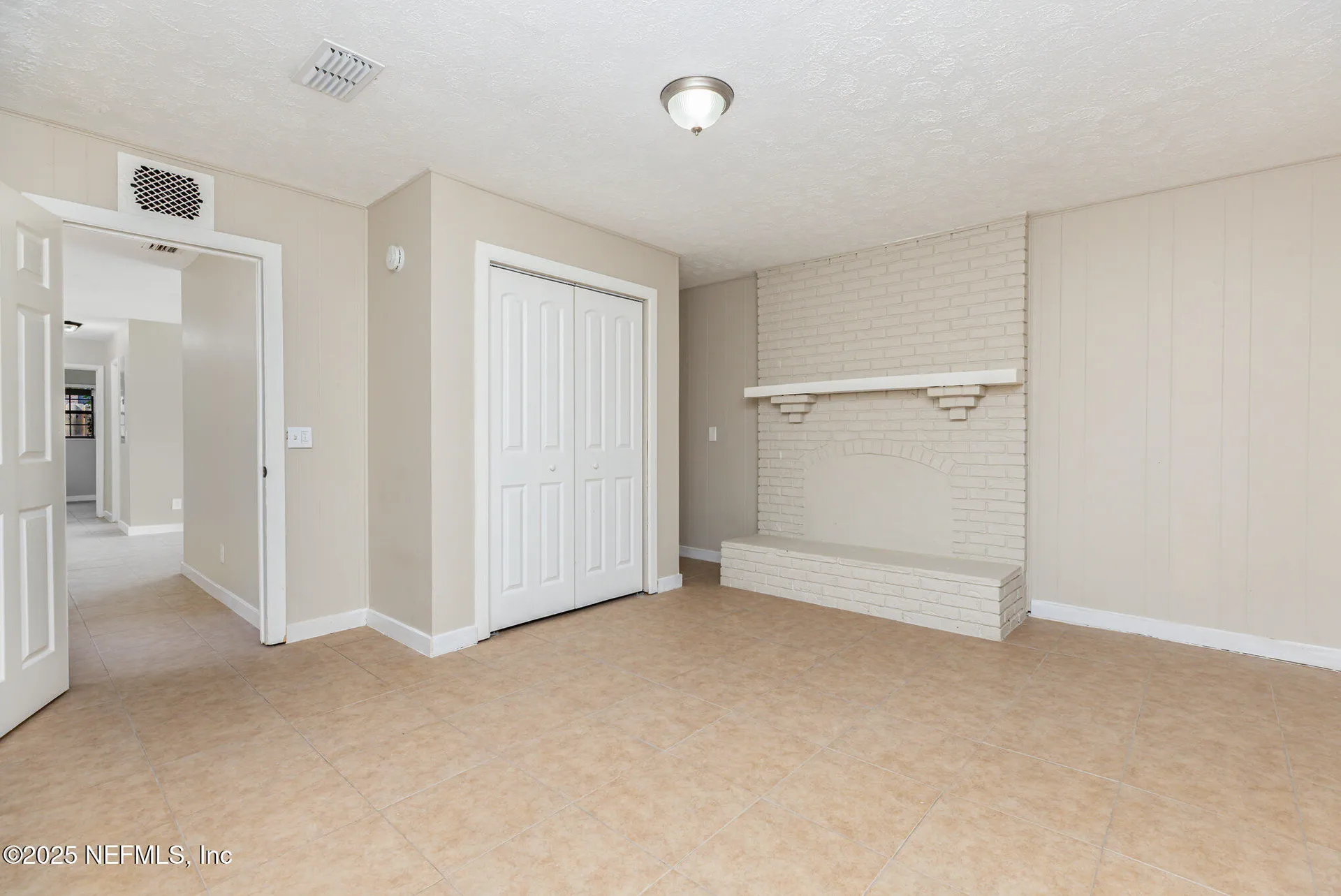 7433 Leroy Drive Jacksonville FL 32244