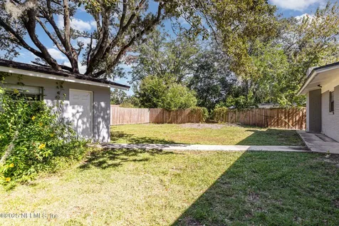 7433 Leroy Drive Jacksonville FL 32244
