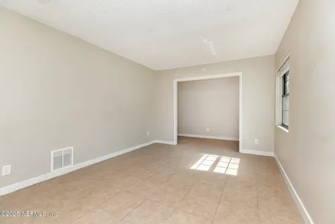 7433 Leroy Drive Jacksonville FL 32244