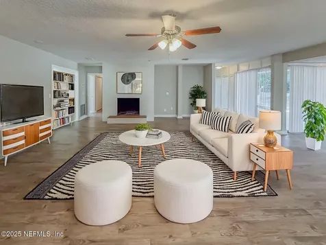 8652 Villa San Jose Drive E Jacksonville FL 32217