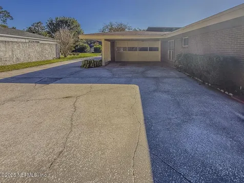 8652 Villa San Jose Drive E Jacksonville FL 32217