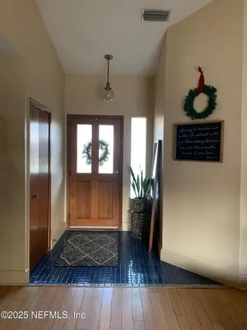 5240 Pear Tree Place Jacksonville FL 32211