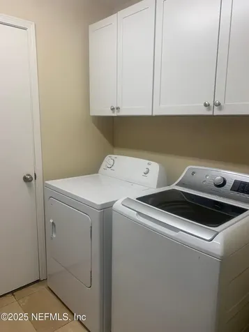 5240 Pear Tree Place Jacksonville FL 32211