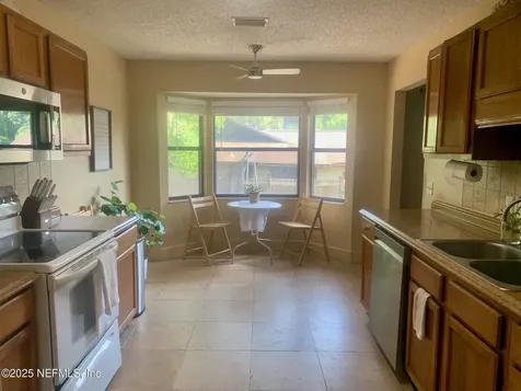 5240 Pear Tree Place Jacksonville FL 32211