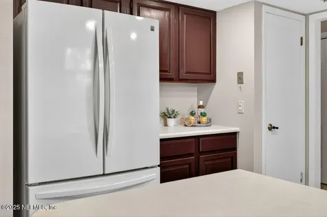 8147 Plaza Gate Lane Jacksonville FL 32217