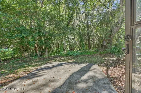 8147 Plaza Gate Lane Jacksonville FL 32217