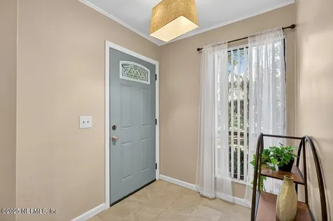 8147 Plaza Gate Lane Jacksonville FL 32217