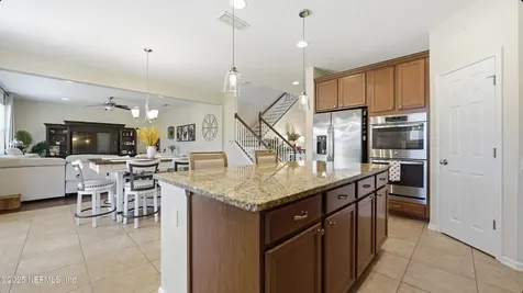 3021 Paddle Creek Drive Green Cove Springs FL 32043