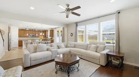 3021 Paddle Creek Drive Green Cove Springs FL 32043