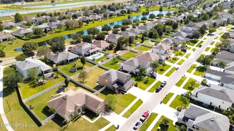 3021 Paddle Creek Drive Green Cove Springs FL 32043