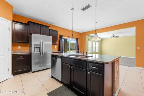 16215 Stanis Court Jacksonville FL 32218