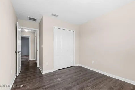 16215 Stanis Court Jacksonville FL 32218