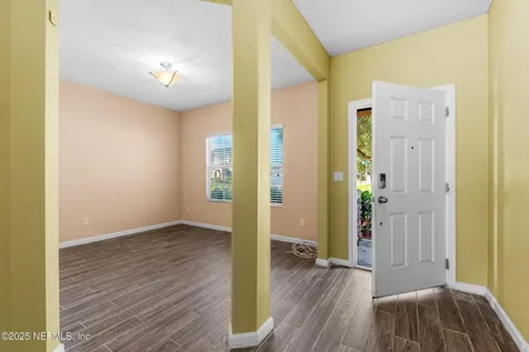 16215 Stanis Court Jacksonville FL 32218