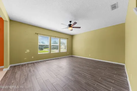 16215 Stanis Court Jacksonville FL 32218
