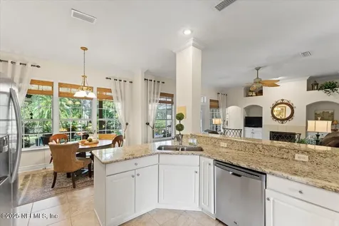 2182 Sound Overlook Drive W Jacksonville FL 32224
