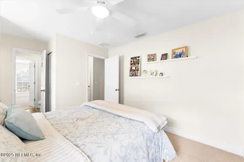 2182 Sound Overlook Drive W Jacksonville FL 32224