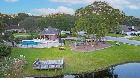 2182 Sound Overlook Drive W Jacksonville FL 32224