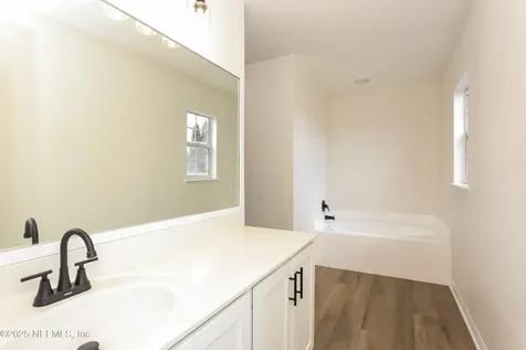 7385 Lawn Tennis Lane Jacksonville FL 32277