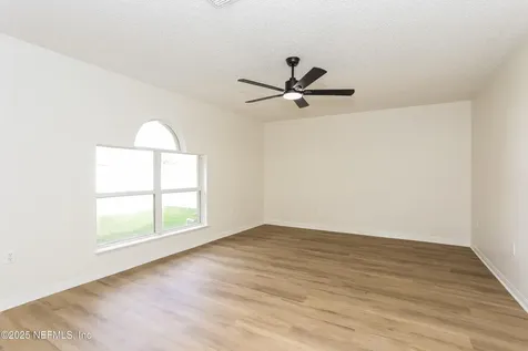 7385 Lawn Tennis Lane Jacksonville FL 32277