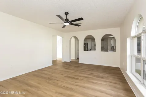 7385 Lawn Tennis Lane Jacksonville FL 32277