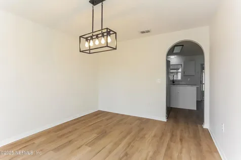 7385 Lawn Tennis Lane Jacksonville FL 32277