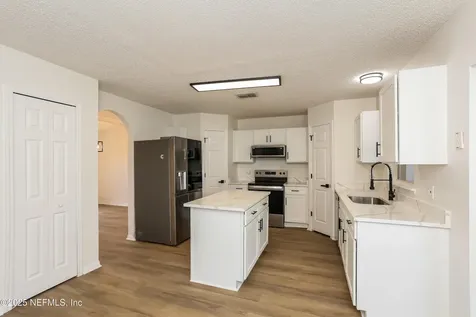 7385 Lawn Tennis Lane Jacksonville FL 32277