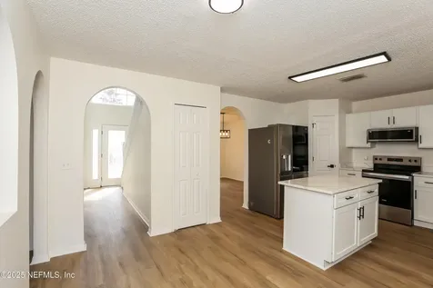 7385 Lawn Tennis Lane Jacksonville FL 32277