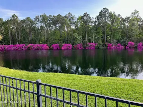 7854 E Heather Lake Court E Jacksonville FL 32256