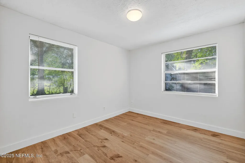1259 Lake Shore Boulevard Jacksonville FL 32205