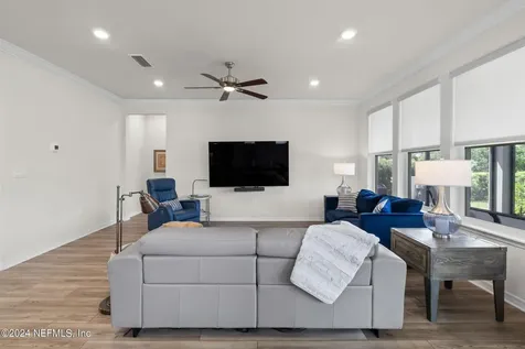 10810 Kentworth Way Jacksonville FL 32256