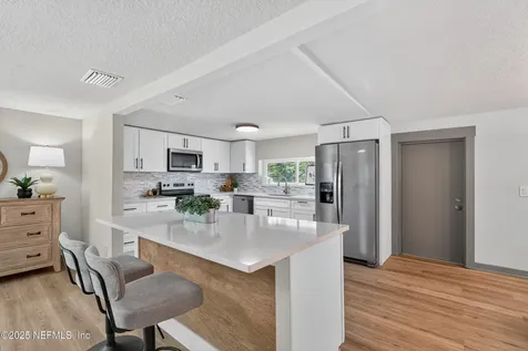 323 N 8th Street Fernandina Beach FL 32034
