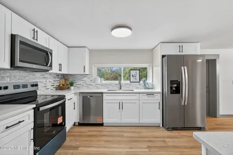 323 N 8th Street Fernandina Beach FL 32034