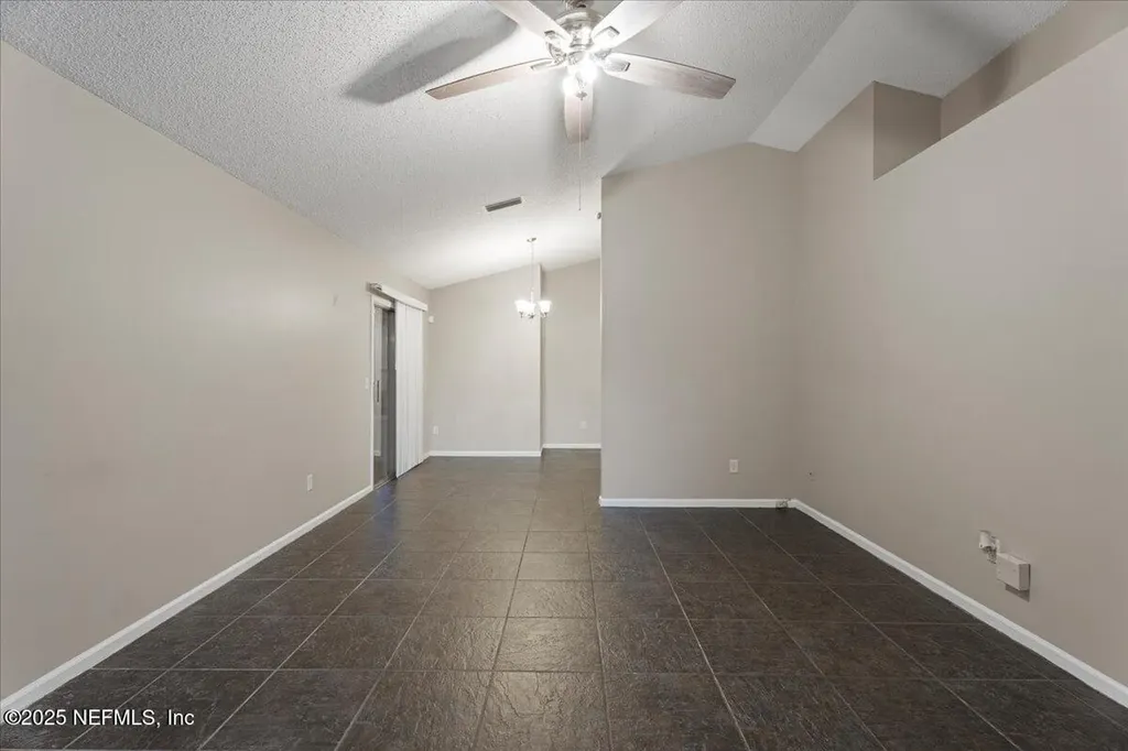 2467 Townsquare Drive Jacksonville FL 32216