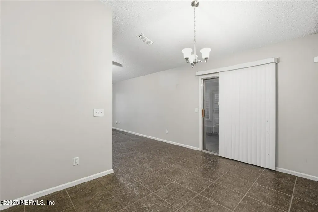 2467 Townsquare Drive Jacksonville FL 32216