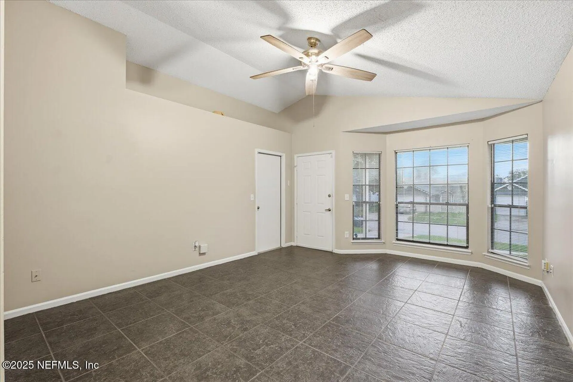 2467 Townsquare Drive Jacksonville FL 32216