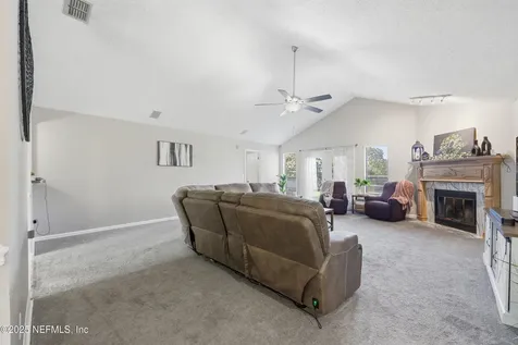 12437 Cliff Swallow Court Jacksonville FL 32225