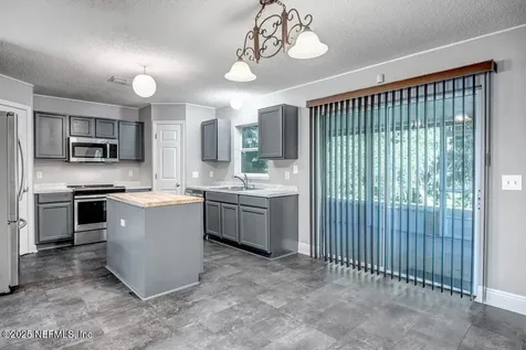 3283 Garden Acres Court W Jacksonville FL 32208